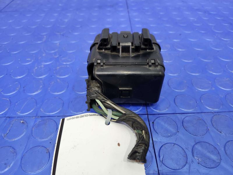 2004-2007 Lexus RX330 RX350 Engine Relay Box Genuine OEM 8260248040