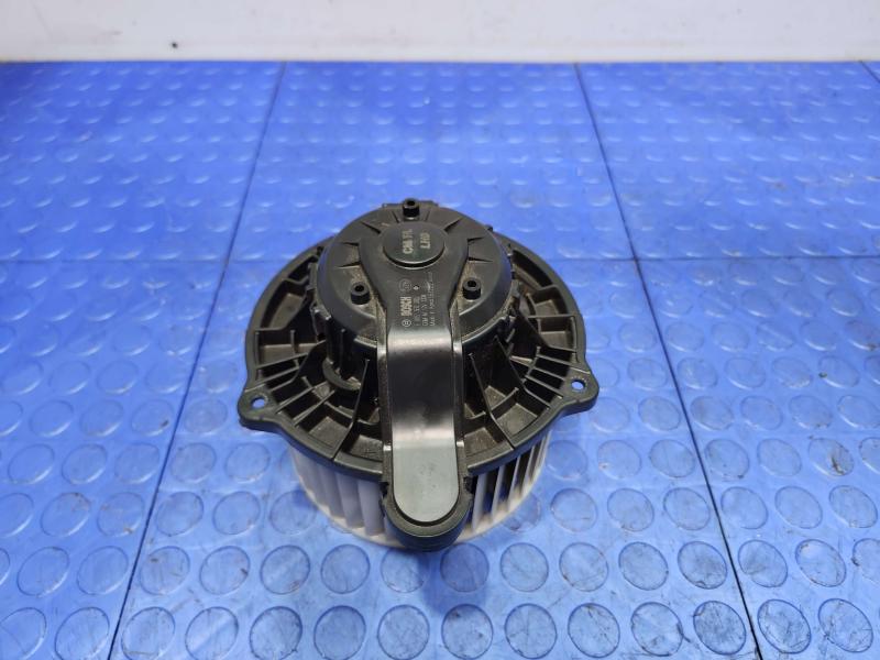 2016 Kia Sedona Blower Motor