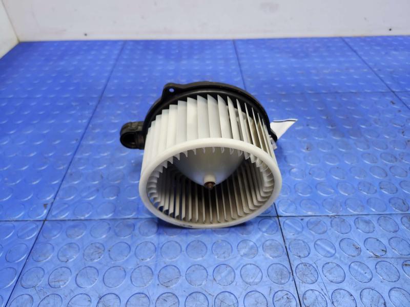 2016 Kia Sedona Blower Motor