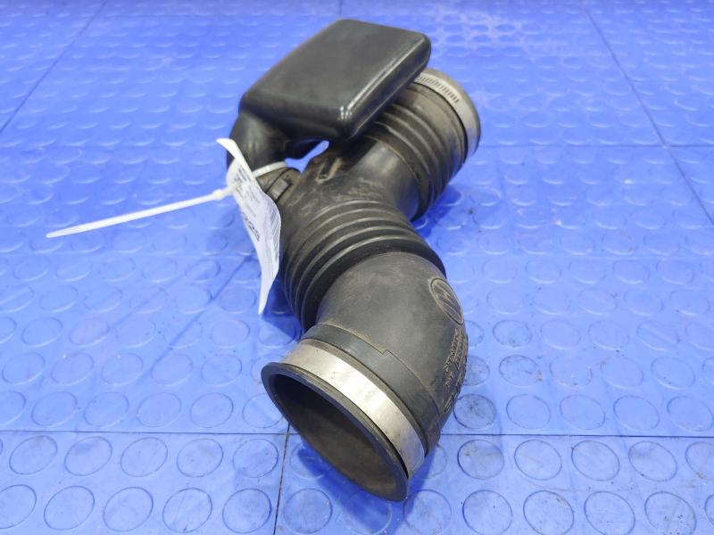 2009-2010 Subaru Forester 2.5L Engine Air Intake Hose Genuine OEM 14457AA520