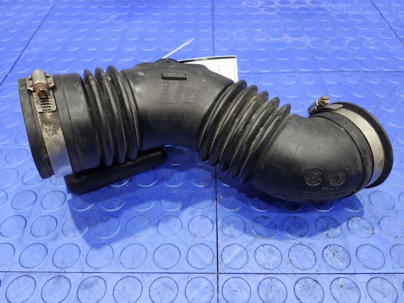 2009-2010 Subaru Forester 2.5L Engine Air Intake Hose Genuine OEM 14457AA520