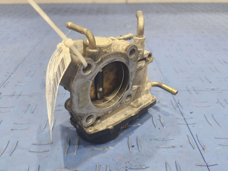 2002 Toyota Camry Throttle Body/Valve Assy