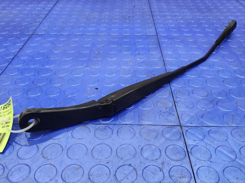 2018 Alfa Romeo Giulia Wiper Arm