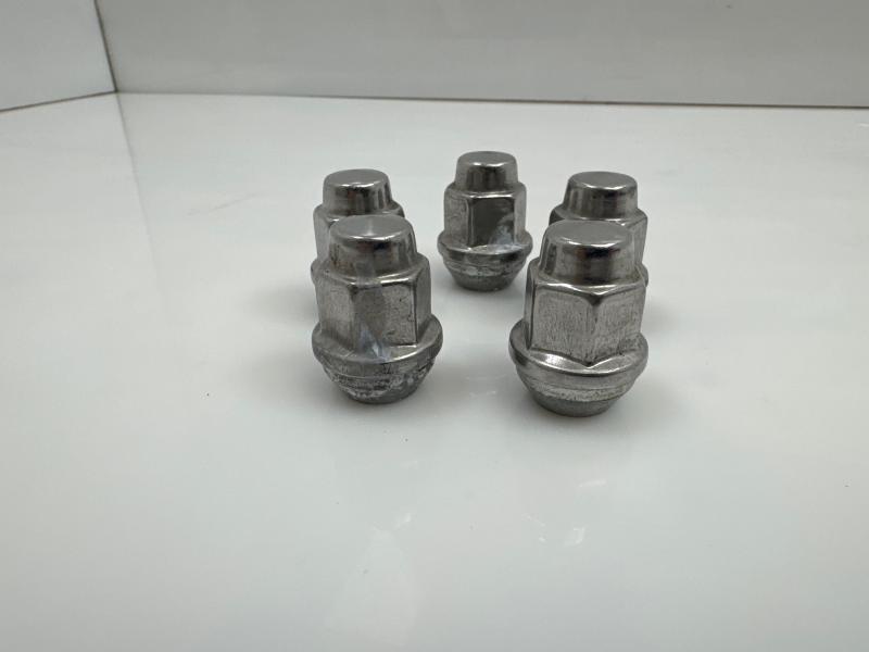 2012 Toyota Sienna Lug Nuts