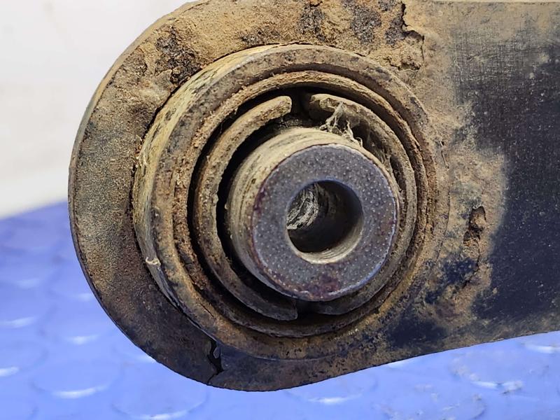 2010 Honda CR-V Lower Control Arm Rr