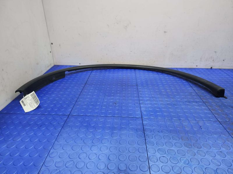 2014 Dodge Durango Wheel Opening Moulding