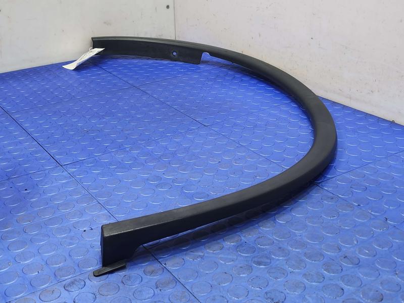 2014 Dodge Durango Wheel Opening Moulding