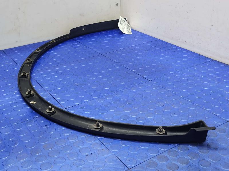 2014 Dodge Durango Wheel Opening Moulding