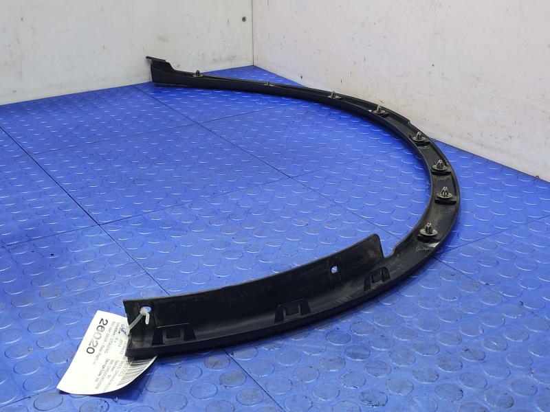 2014 Dodge Durango Wheel Opening Moulding