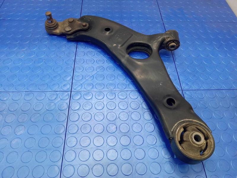 2015 Hyundai Santa Fe Lower Control Arm Front