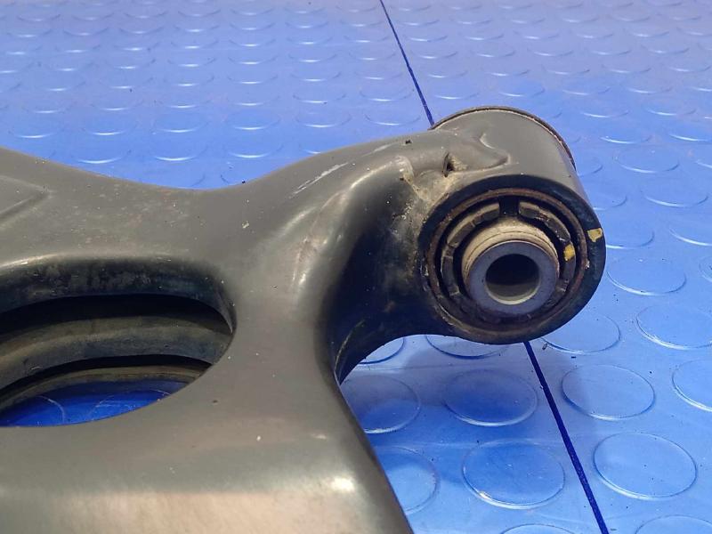 2015 Hyundai Santa Fe Lower Control Arm Front