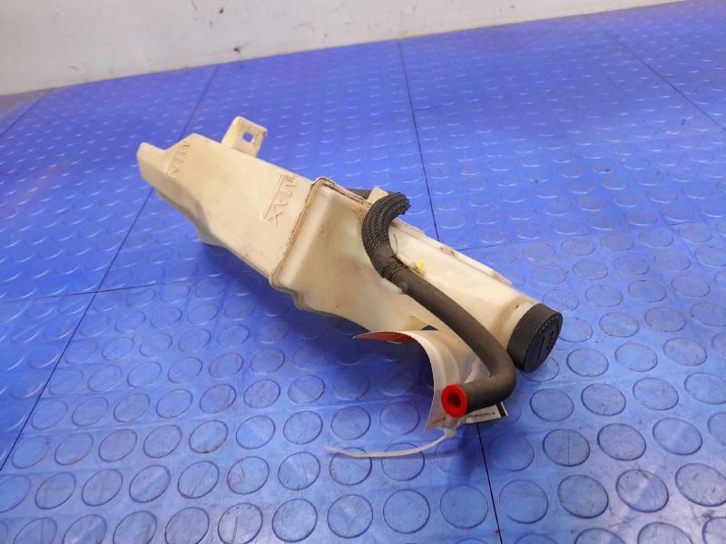 2014 Nissan Versa Coolant Recovery Bottle