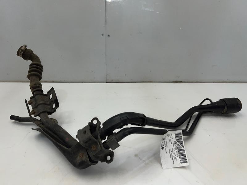 2008 - 2013 Toyota Highlander Fuel Filler Neck Assembly OEM 772010E050