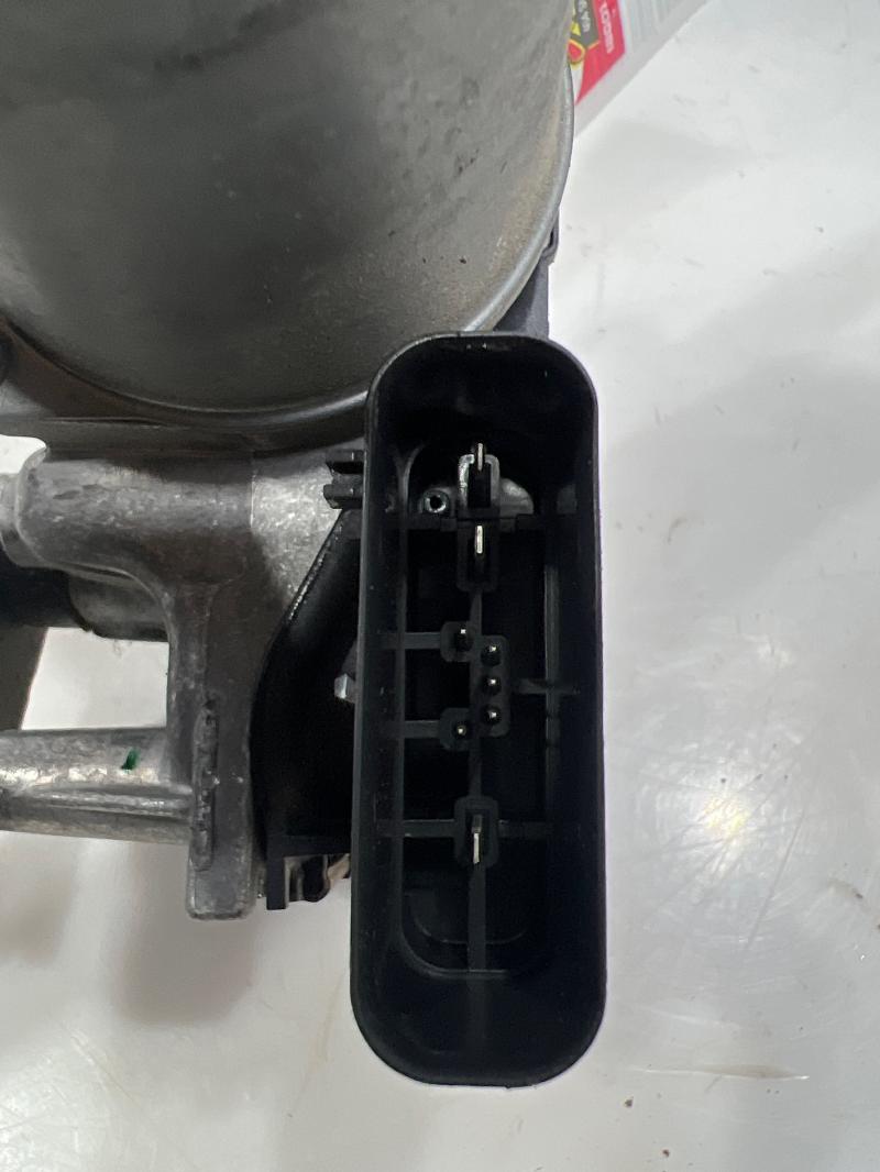 2021 Ford EcoSport Wiper Motor Front