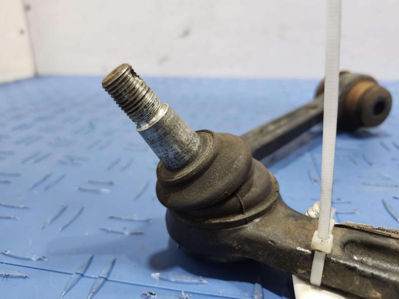 2001 Ford F-150 Upper Control Arm Front