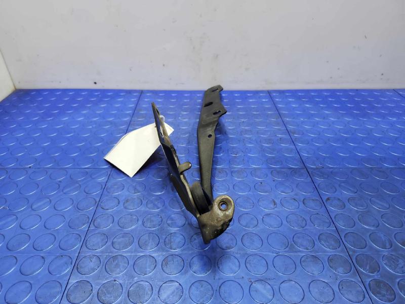 2014 Ram 1500 Hood Hinge