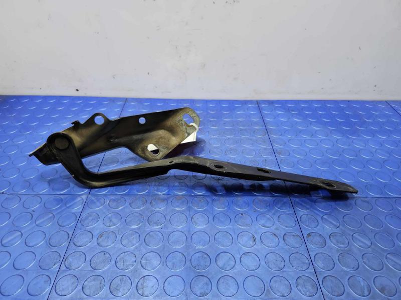 2014 Ram 1500 Hood Hinge