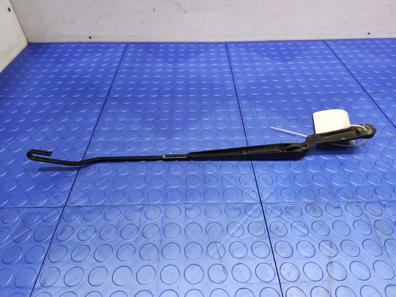 2005 Volkswagen Jetta Wiper Arm