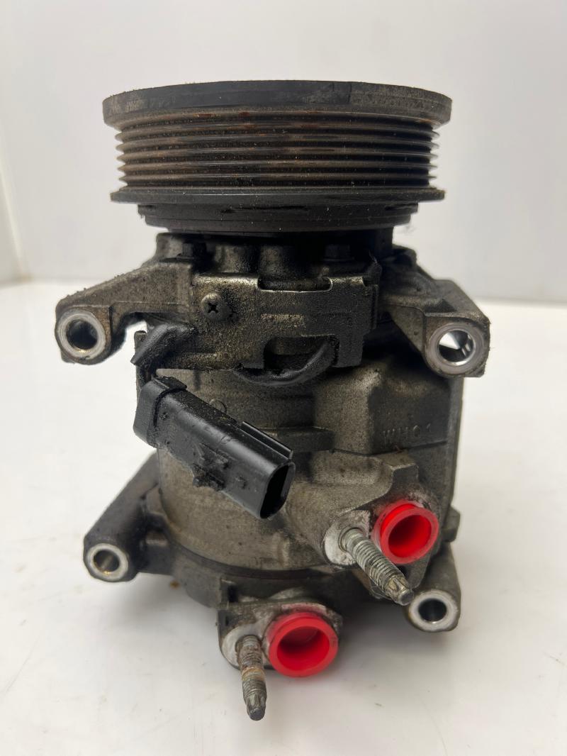 2011 - 2014 Chrysler 200 AC Compressor Assembly 3.6L ONLY 114K OEM 68084913AC