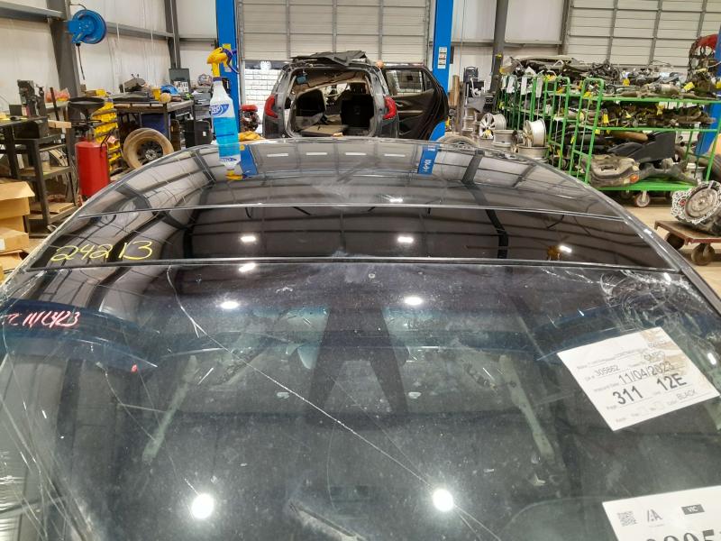2017 Lincoln Continental Roof Glass (Glass Only)