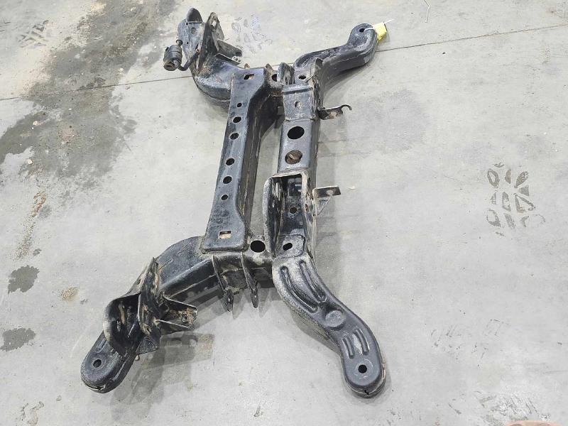 2014 Chevrolet Impala Crossmember/Cradle/Undercarria