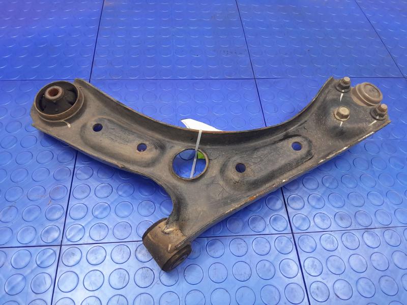2020 Hyundai Elantra Lower Control Arm Front