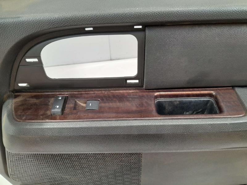 2007 Ford Expedition Front Door Trim Panel