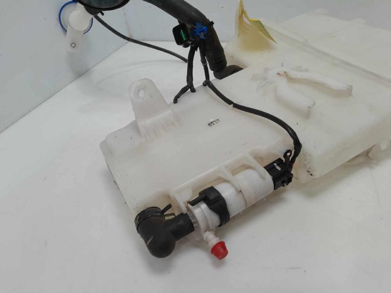 2016 Genesis Genesis Washer Bottle
