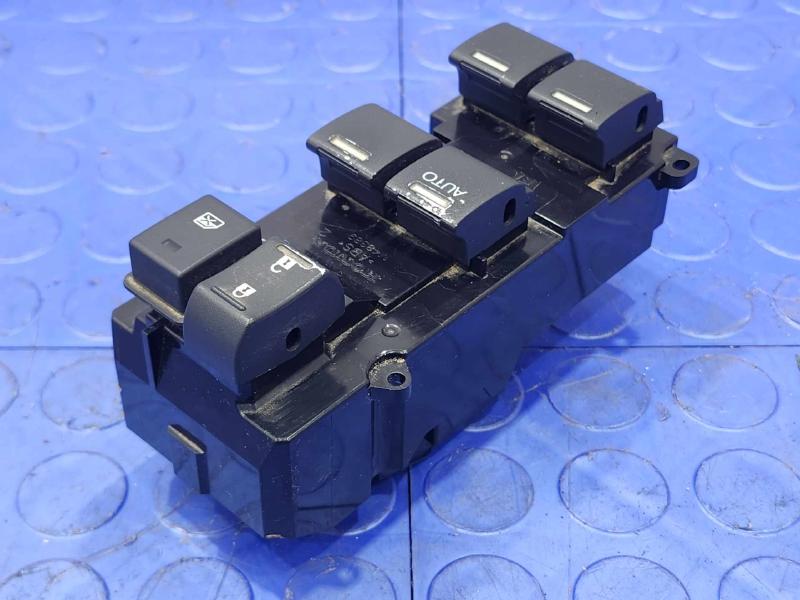 2013 Honda Civic Door Switch Front