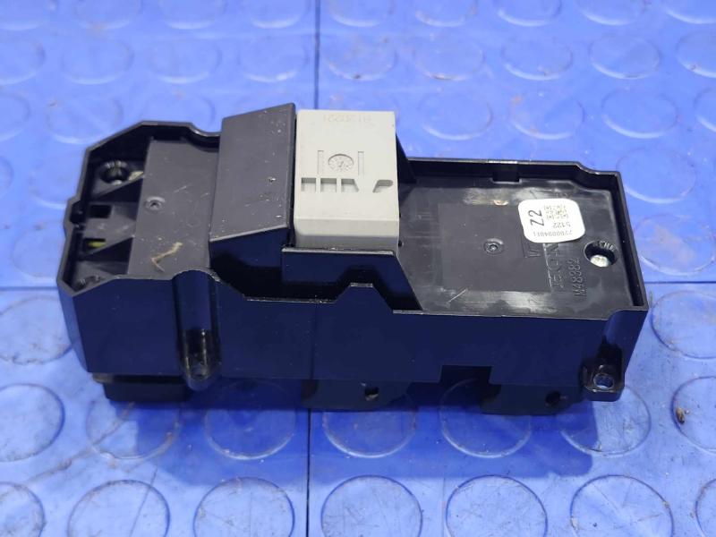 2013 Honda Civic Door Switch Front