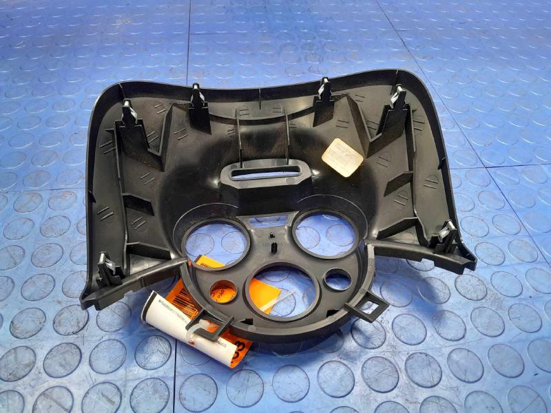 2014 Nissan Versa Note Manual Temperature Climate Control Bezel Black OEM