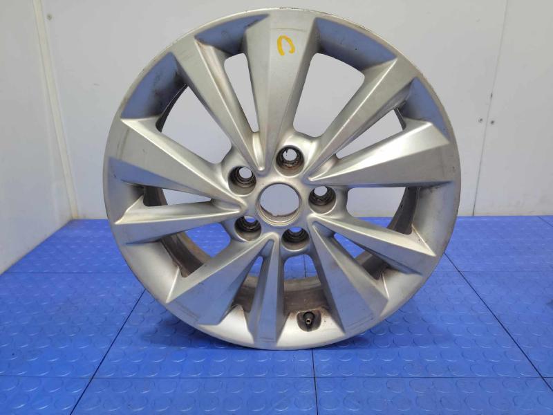 2016 Kia Sedona Wheel