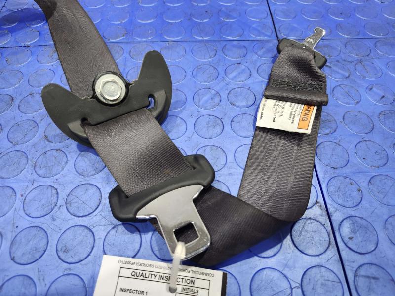 2011 Honda Pilot Rear Seat Belt