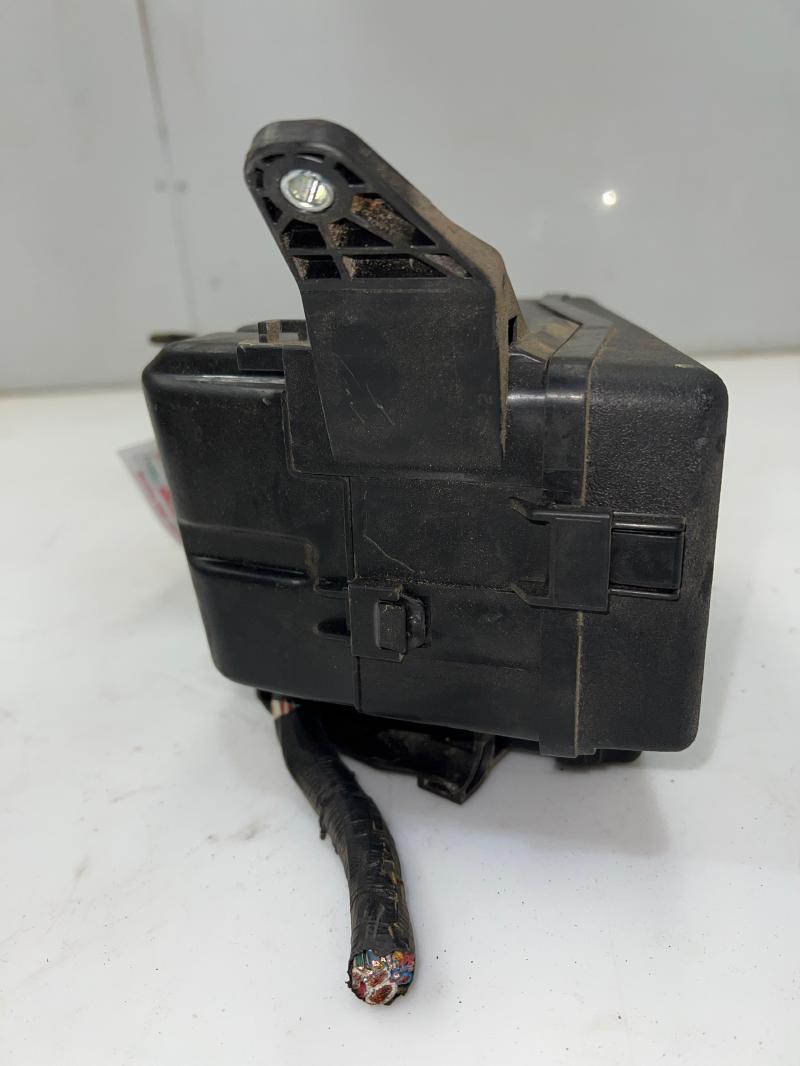 2010 Toyota RAV4 Engine Fuse Box