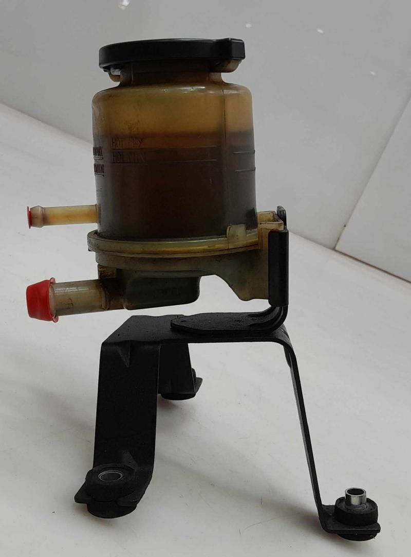 2003 - 2009 Toyota 4Runner Power Steering Fluid Reservoir OEM 44360-35170