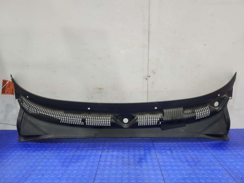 2001-2004 Dodge Dakota Cowl Panel Cover Grille Air Inlet OEM 55055986AG