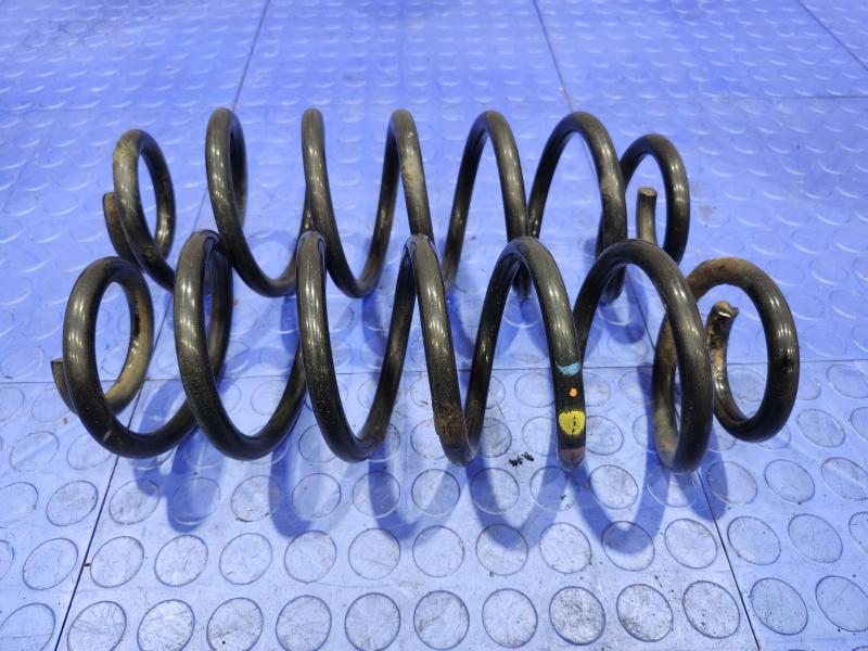 2018 Volkswagen Passat Coil/Air Spring