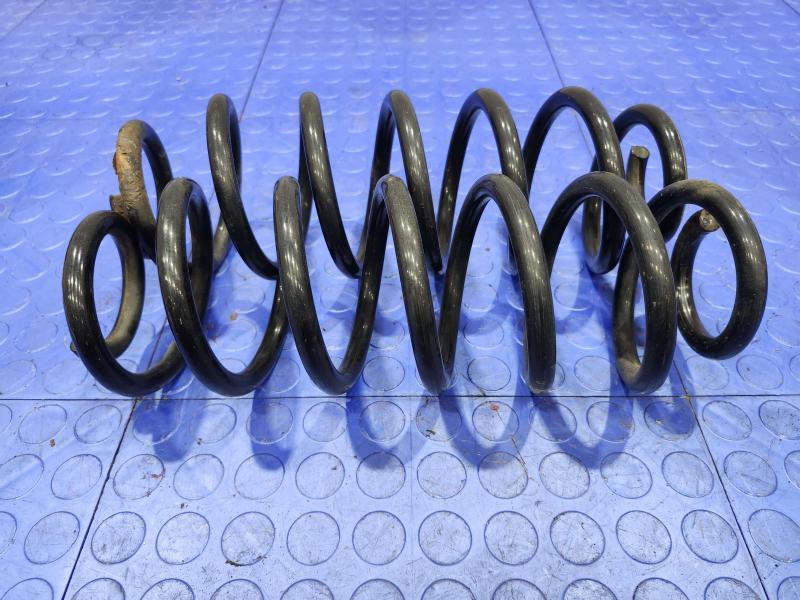 2018 Volkswagen Passat Coil/Air Spring