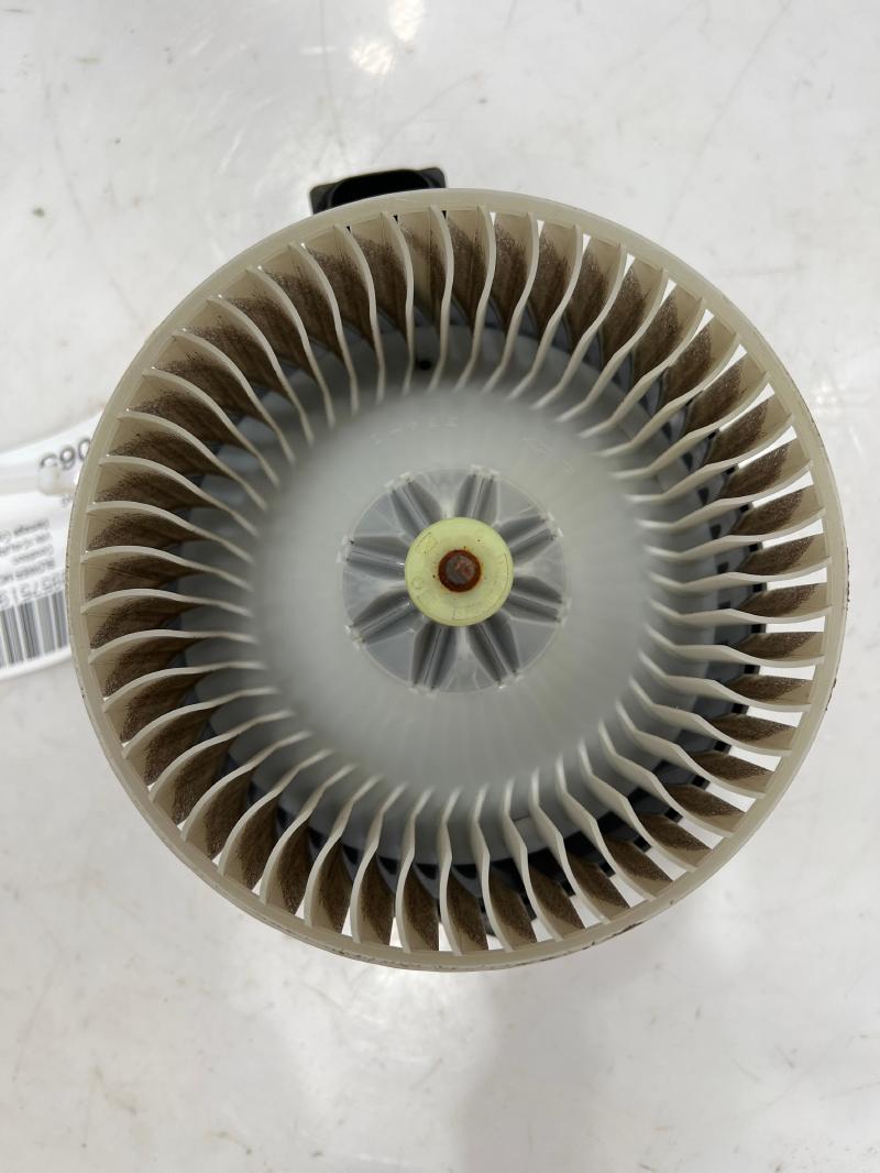 2012 Jeep Patriot Blower Motor
