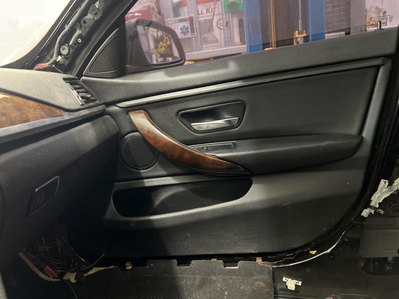 2015 BMW 428i Front Door Trim Panel