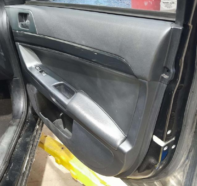2016 Mitsubishi Lancer Front Door Trim Panel