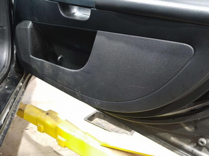 2016 Mitsubishi Lancer Front Door Trim Panel