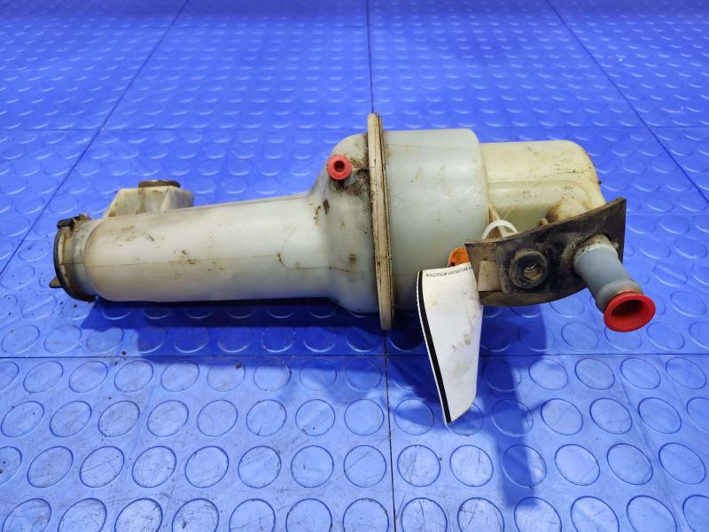 2005 Ford F-350 Super Duty Power Steering Reservoir