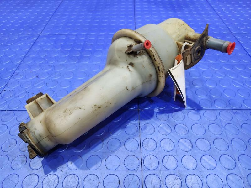 2005 Ford F-350 Super Duty Power Steering Reservoir