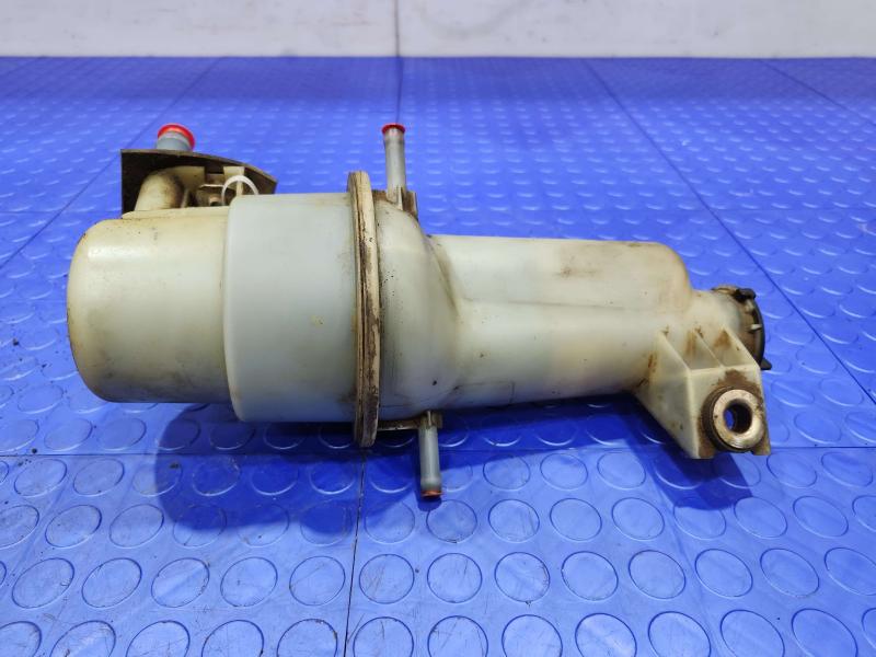 2005 Ford F-350 Super Duty Power Steering Reservoir
