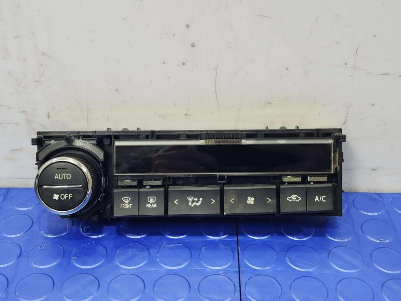 2015 Toyota Corolla Heater A/C Control