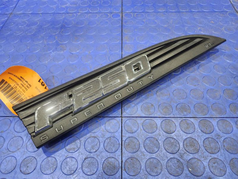 2013 Ford F-250 Super Duty Fender Moulding