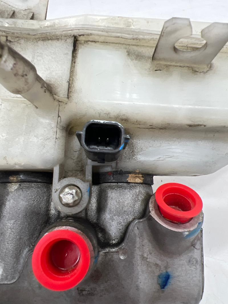 2014 Nissan Sentra Master Cylinder