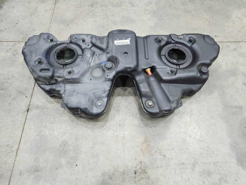 2012 Mercedes R-Class Fuel Tank Assembly