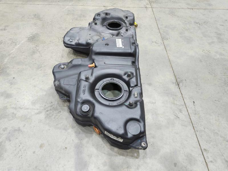 2012 Mercedes R-Class Fuel Tank Assembly
